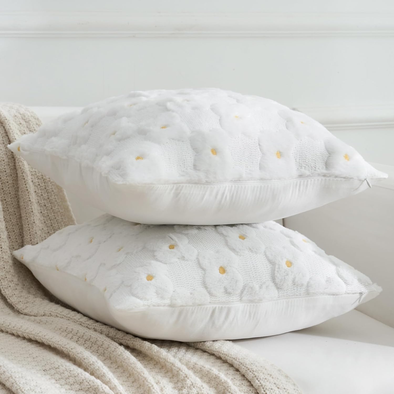Blumen Kissenbezug 45x45 cm, Sofakissen Frühling Sommer Deko Outdoor Zierkissenbezüge Stickerei Kissen Kissenhülle kleines Gänseblümchen für Garten Sofa Wohnzimmer Schlafzimmer 2er Set